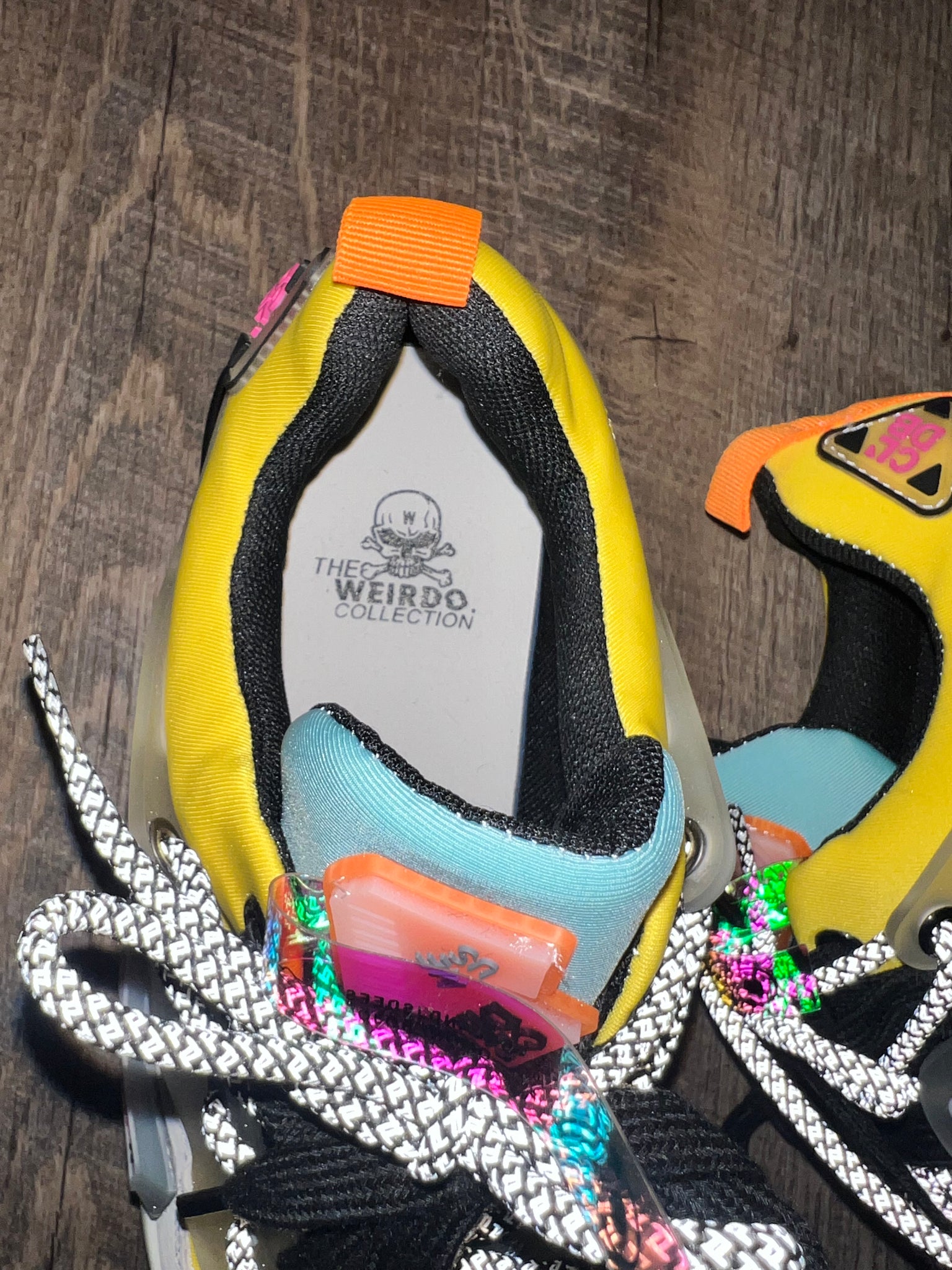 Weirdo Runners Retro (Yellow)